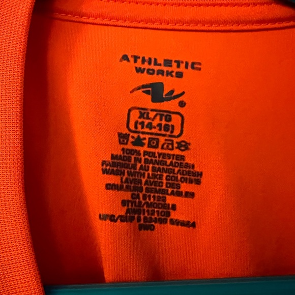 Athletic Works tshirt - Picture 4 of 4
